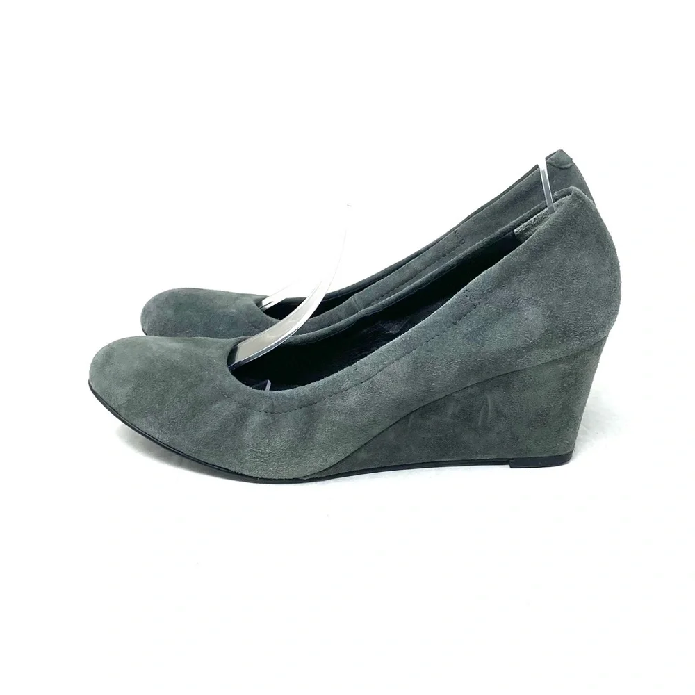 Vionic Wedges - Picture 1 of 7